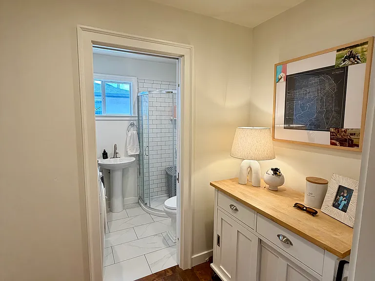 17995 Los Banos Dr — Photo 11
