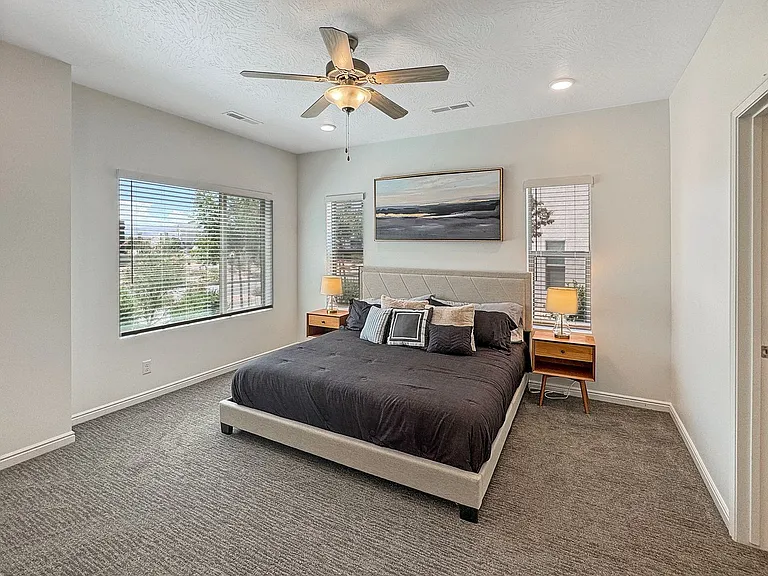5815 S Carnelian Pkwy — Photo 11