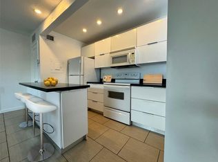 2830 NE 30th Pl APT 5, Fort Lauderdale, FL 33306
