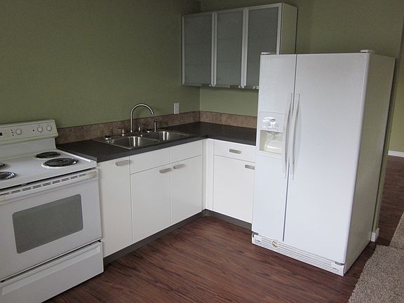 4th image of 1530 S Park St Unit B