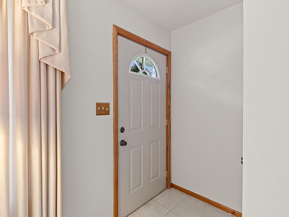 5th image of 357 Mount View Drive
