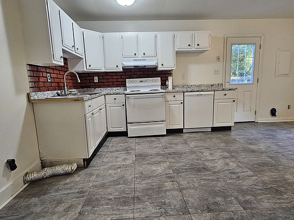 5th image of 1801 Pamworth Ln