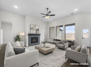 136 Lila Lake Dr, Waxahachie, TX 75165