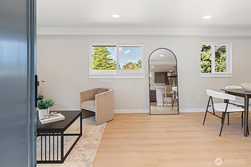 4th image of 10036 1st Avenue S