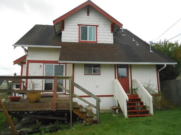 Exterior back of home