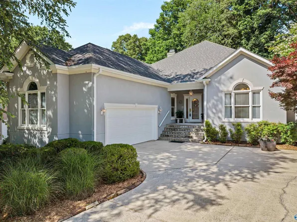 21 Ridgewood Cir, Union Grove, AL 35175