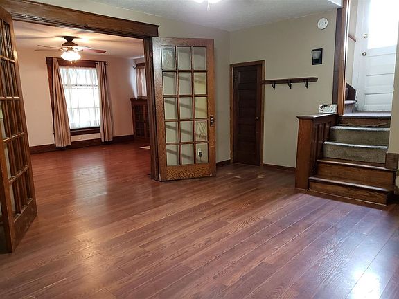 5th image of 1011 S Armstrong St