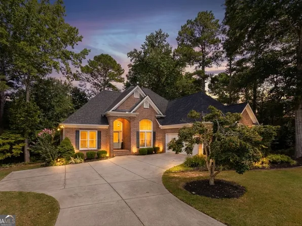 885 Rose Brooke Dr, Lawrenceville, GA 30045