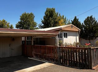 458 NE Russell Ave, Roseburg, OR 97470