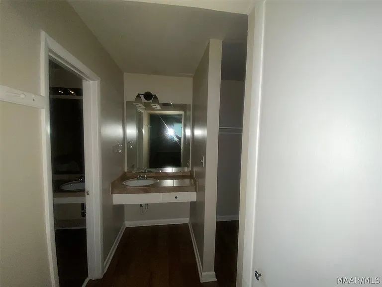 2440 Price St #C — Photo 19