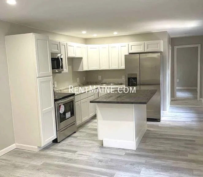 46 Bradbury St #3 — Photo 9