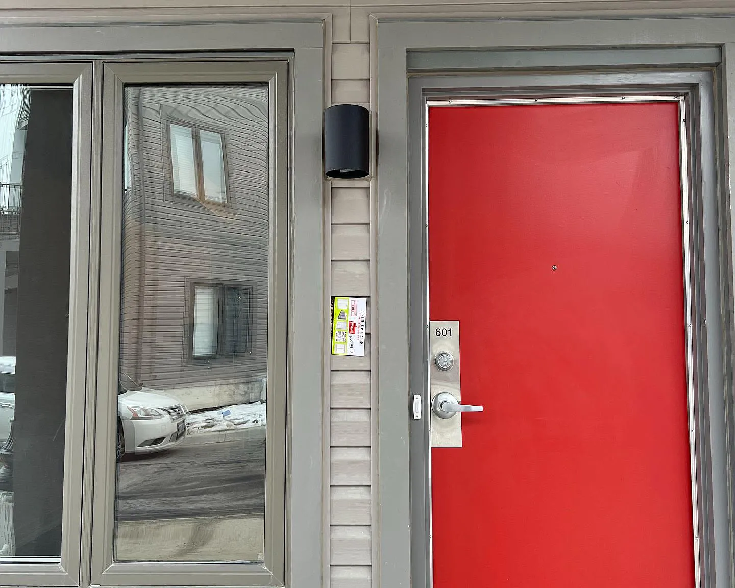 3 bed, $2,500 — Photo 2