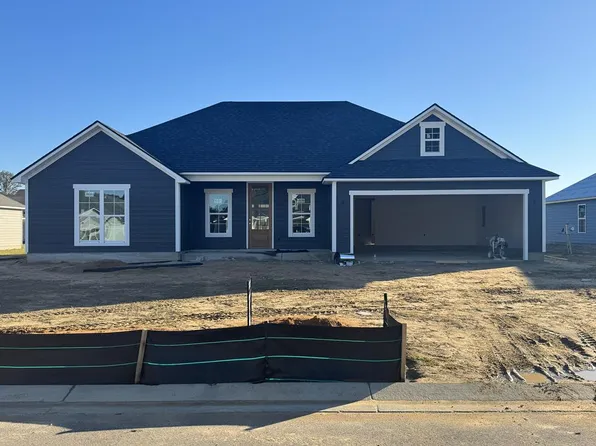 330 Barry Field Cir, Hahira, GA 31632