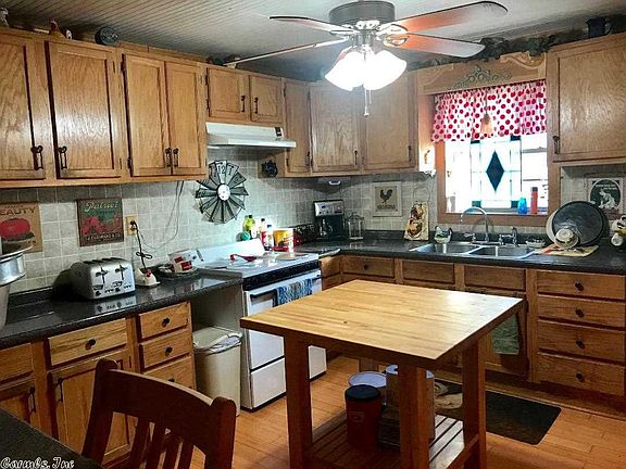 4th image of 2320 County Road 4223