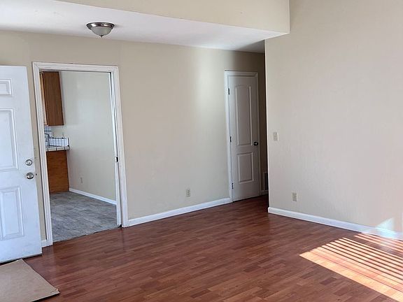 5th image of 132 Ash Grove Ct