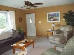 950 E State St, Albany, IN 47320
