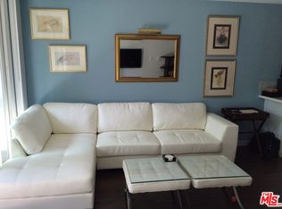 1920 Hillcrest Rd APT 19, Los Angeles, CA 90068