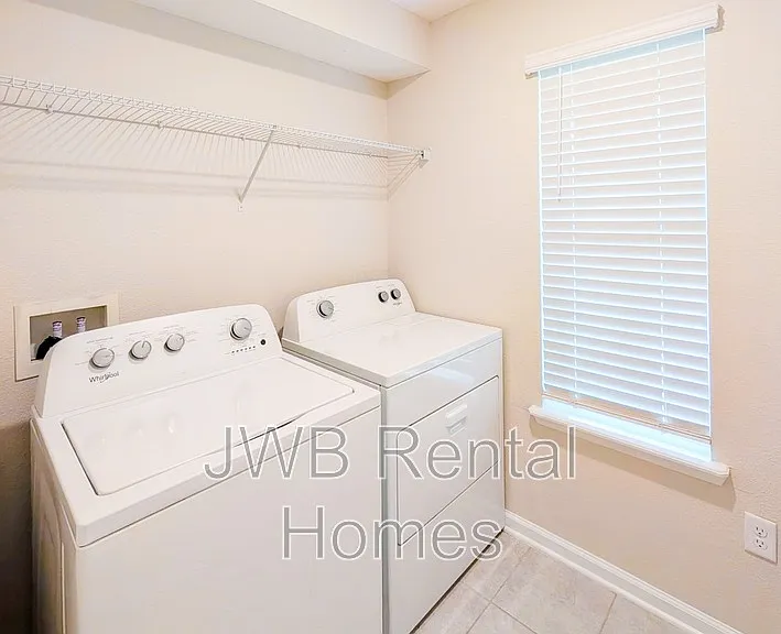 531 Narrowleaf Dr — Photo 12