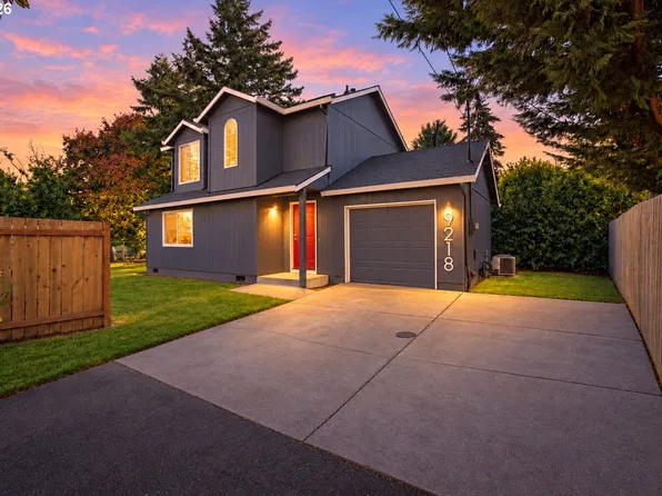 9218 SE Lincoln St, Portland, OR 97216