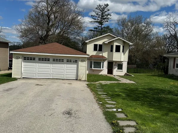 4737 Winchester Ave, Lisle, IL 60532