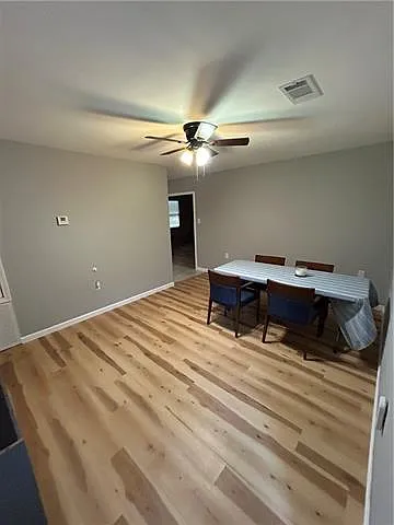 3 bed, 1.5 bath, 1353 sqft, $1,800 — Photo 3