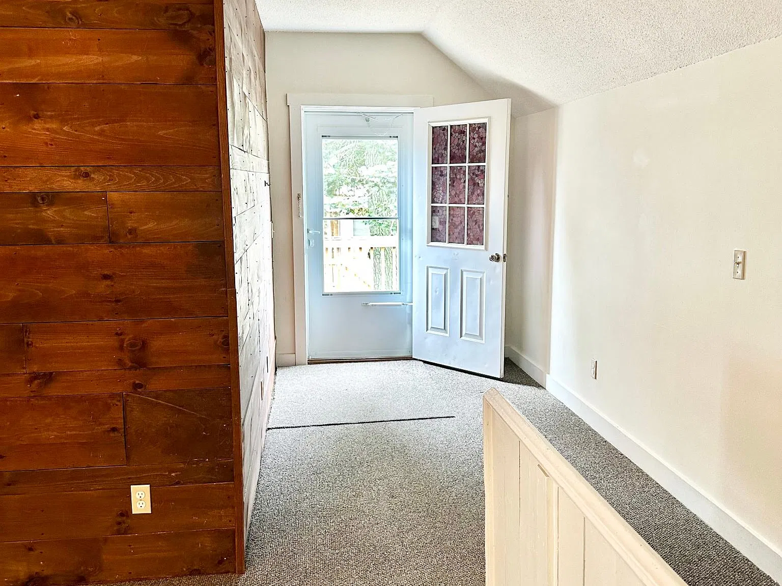 2 bed, 850 sqft, $1,900 — Photo 1