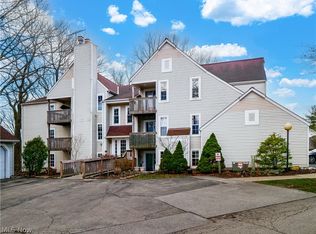 1207 W River Rd N APT D3, Elyria, OH 44035