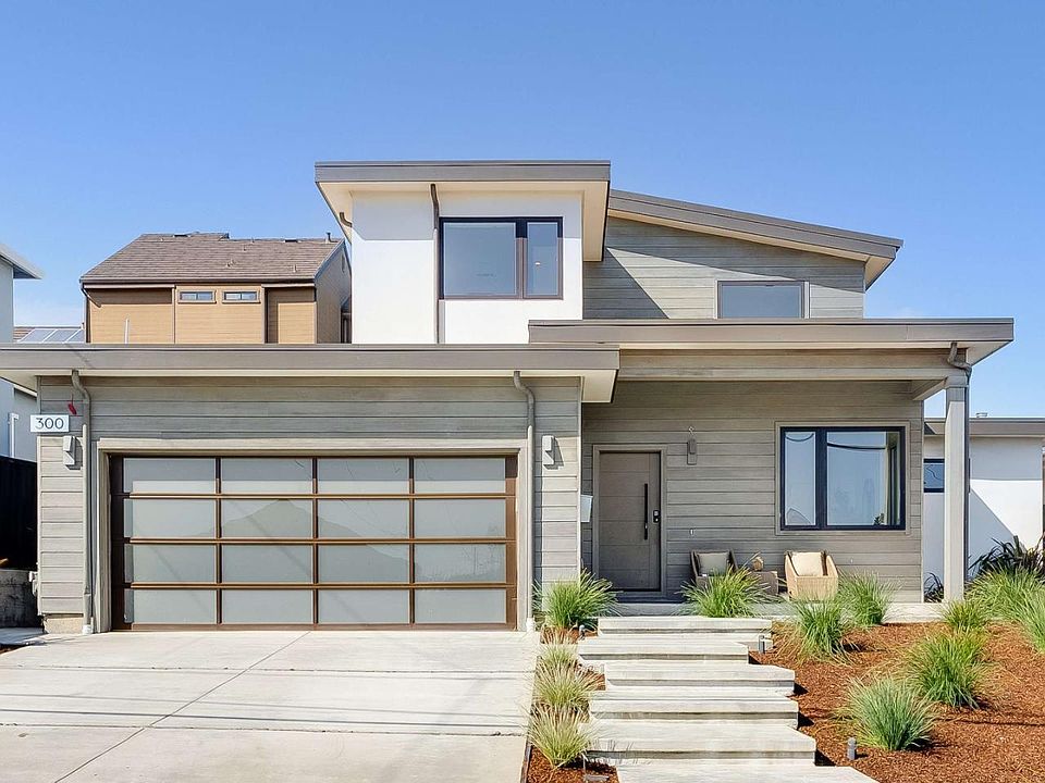 1st image of 300 Helen Dr