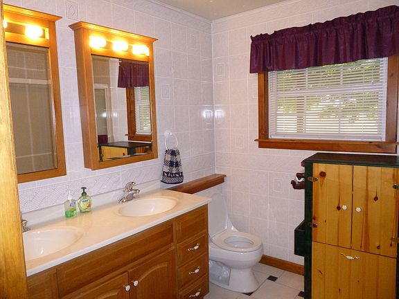 Full bath