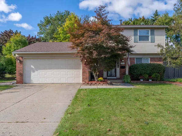 45729 Keding St, Utica, MI 48317