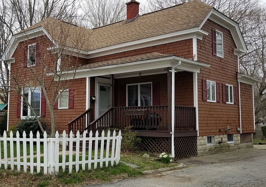 47 Mapledale St, Coventry, RI 02816 Zillow