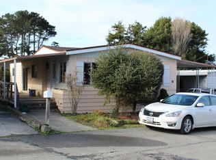 5470 Hilltop Ln, Eureka, CA 95503