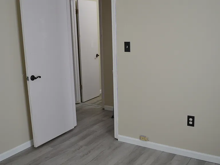 324 Ray Ave — Photo 11