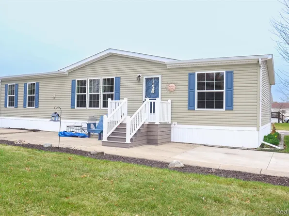 501 Kinloch, Temperance, MI 48182