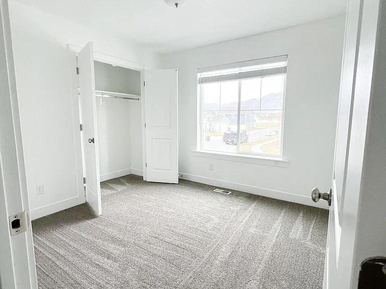 1863 S 1425 W — Photo 30