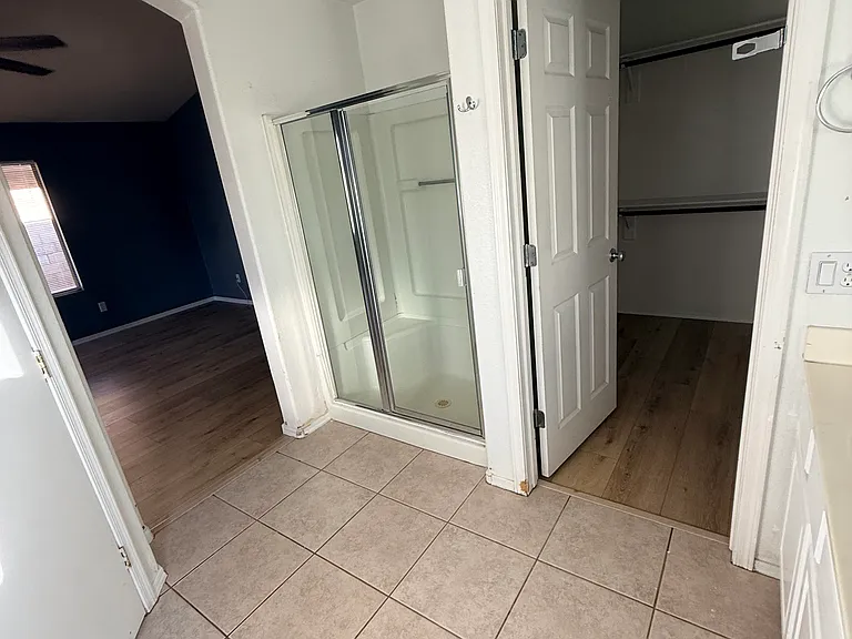 9010 W Holly St — Photo 13