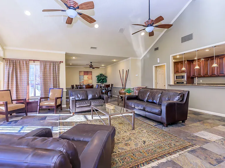 Cozy Clubhouse at Whispering Pines, El Paso