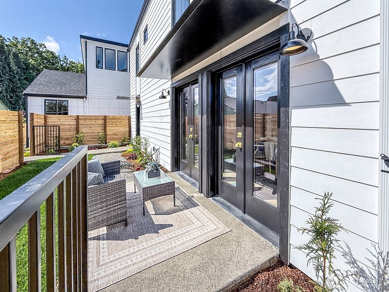 2nd image of 5404 20th Avenue S