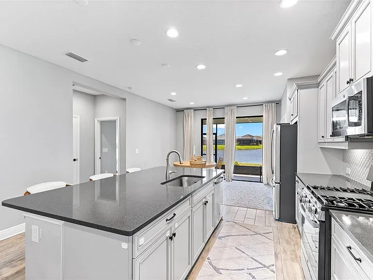 14147 Campfire Ct — Photo 43