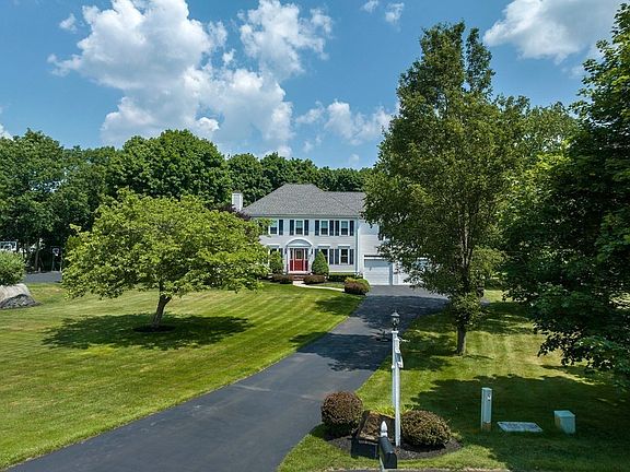 2nd image of 40 Jordan Dr