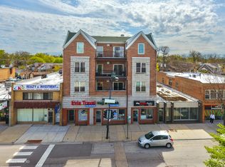 5862 N Lincoln Ave APT 2A, Chicago, IL 60659