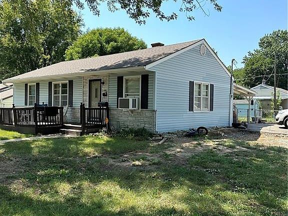 2nd image of 408 N Rogers St