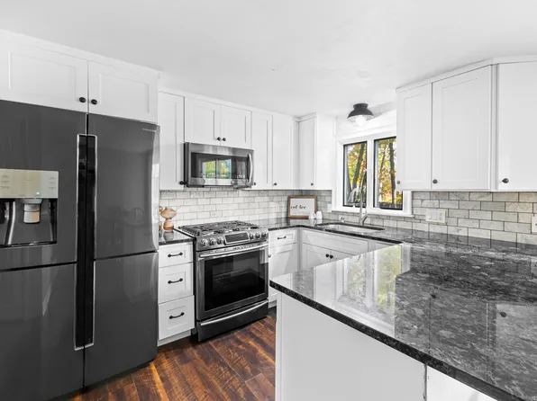 8 Fernwood Avenue, Enfield, CT 06082