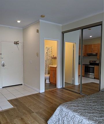 3rd image of 2650 Broadway APT 210