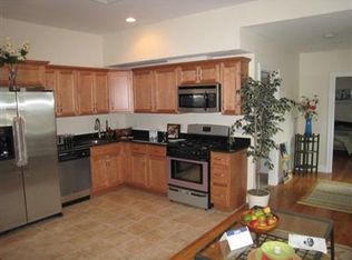 75 River St #2, Cambridge, MA 02139