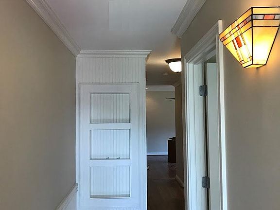 3rd image of 37 Cabella Ln
