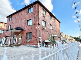 15302 Peck Ave, Flushing, NY 11355