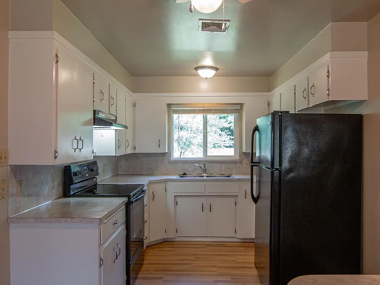 18623 Oasis Rd — Photo 17