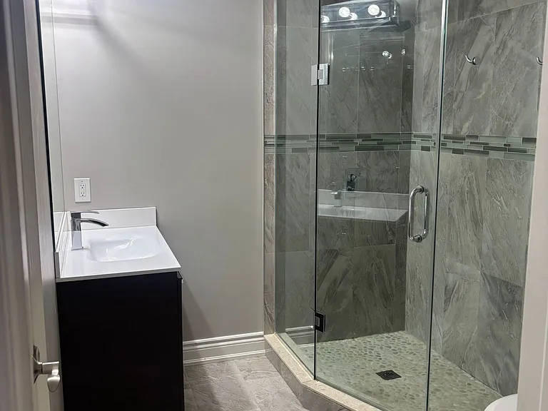 1402 Gord Vinson Ave — Photo 8