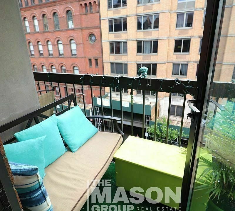 1st image of 337 W 43rd St #4H